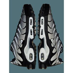 Nike Air Max Plus TN Black/Metallic Silver/White Sneakers Men Size 10